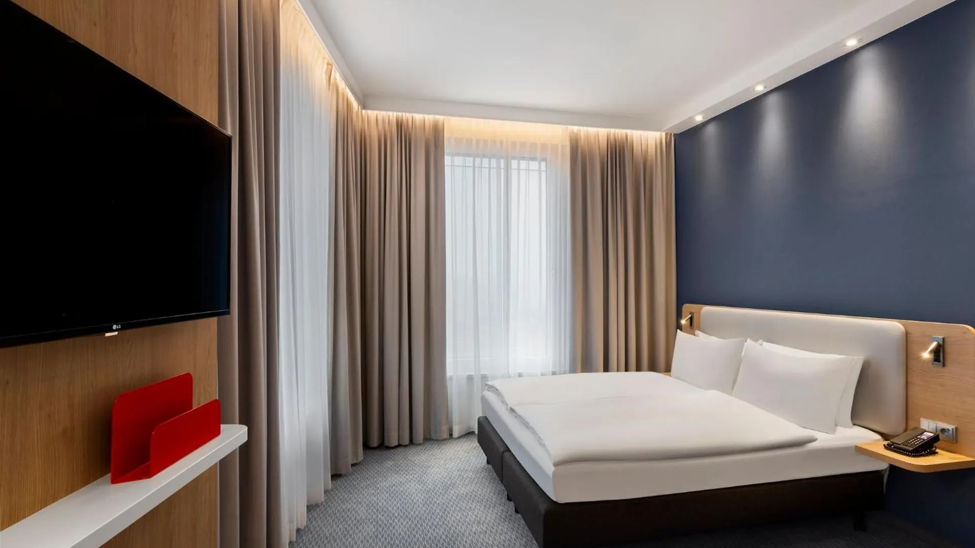 *** Hotel Holiday Inn Express München City West Deutschland