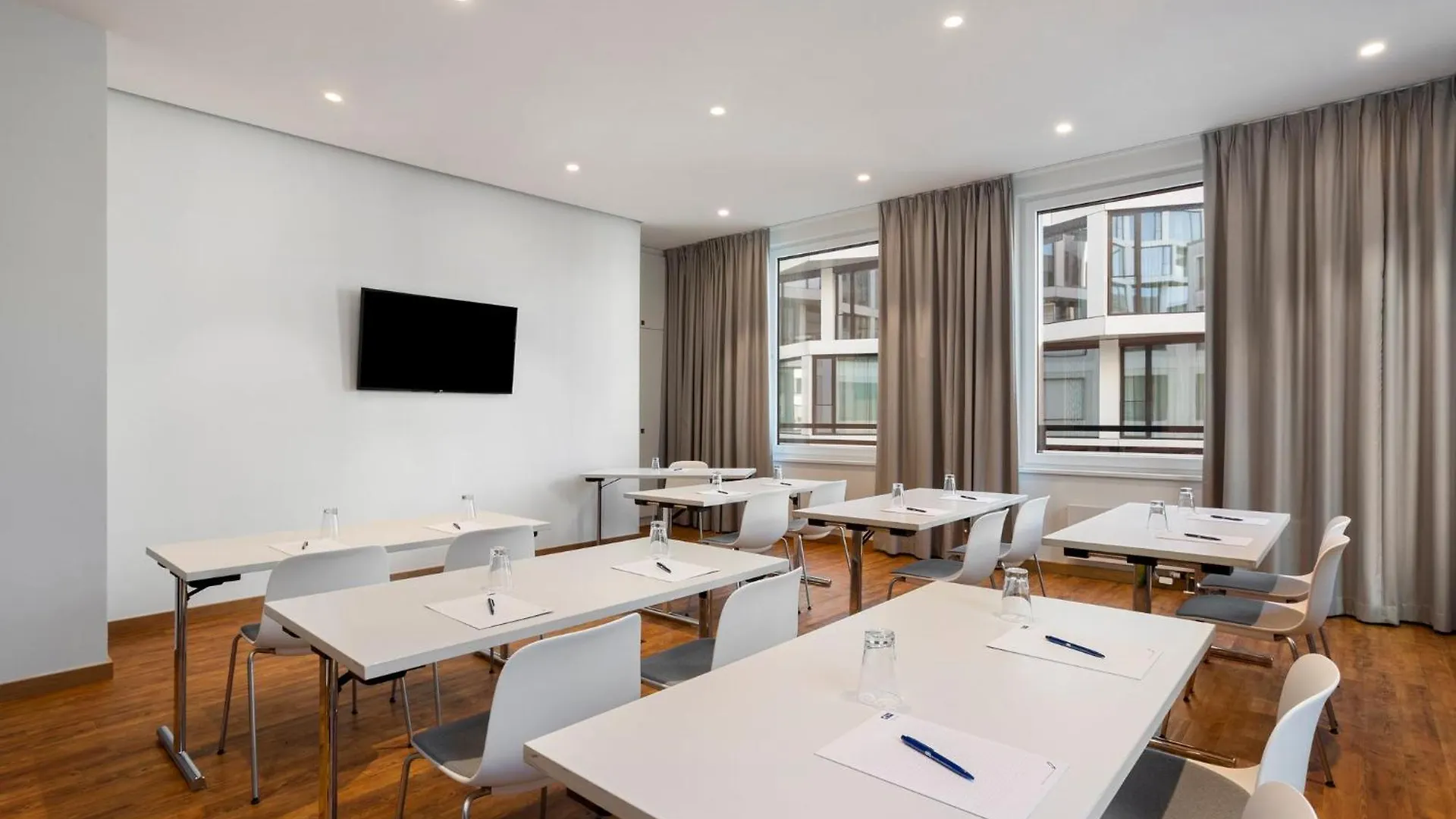 Holiday Inn Express Munich City West By Ihg