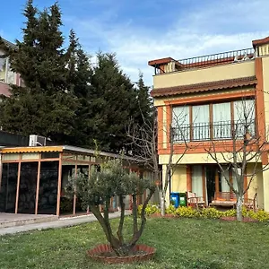 https://doga-konukevi-ve-pansiyon.istanbul-turkeyhotels.com